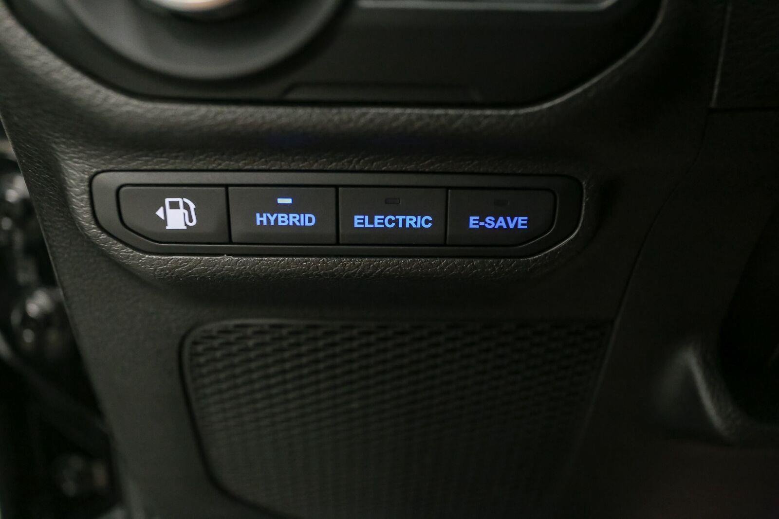 Used 2022 Black Clearcoat Jeep Unlimited Rubicon image 42