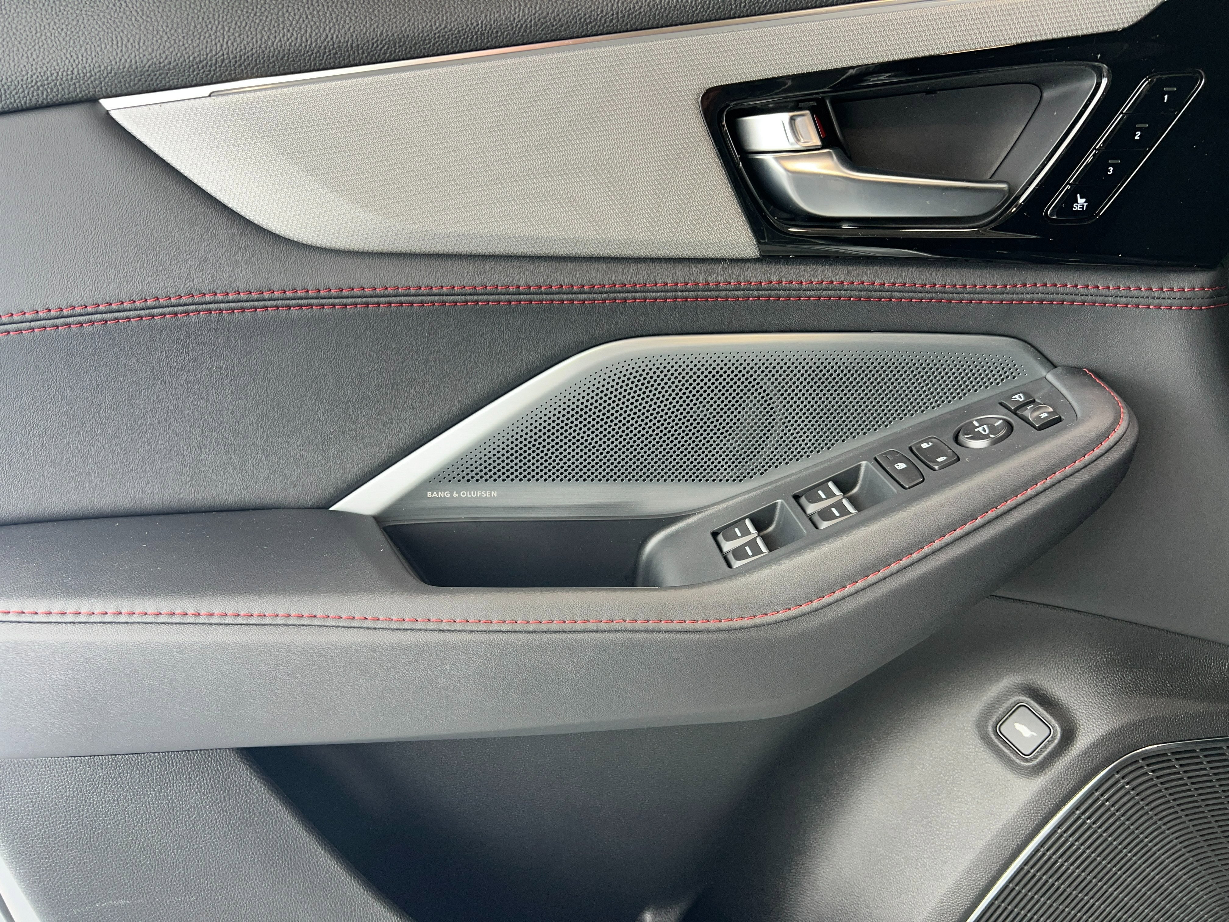 2026 Acura MDX A-Spec Package - Photo 12