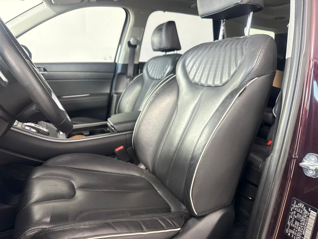Used 2023 Red Hyundai Limited image 21