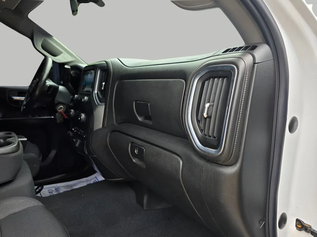 Used 2021 Summit White Chevrolet LT image 10