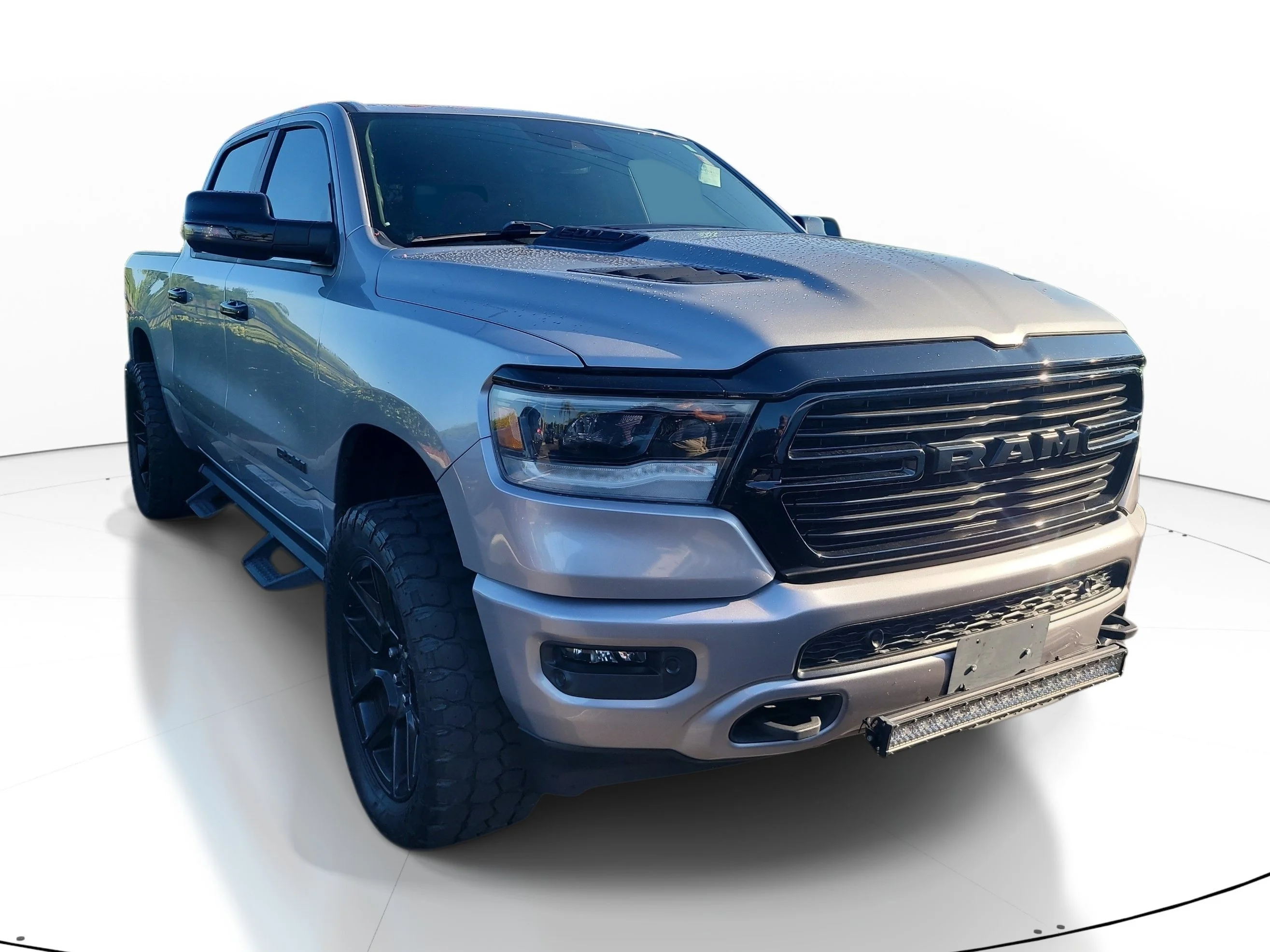 Used 2024 Billet Silver Metallic Clearcoat Ram Laramie image 1