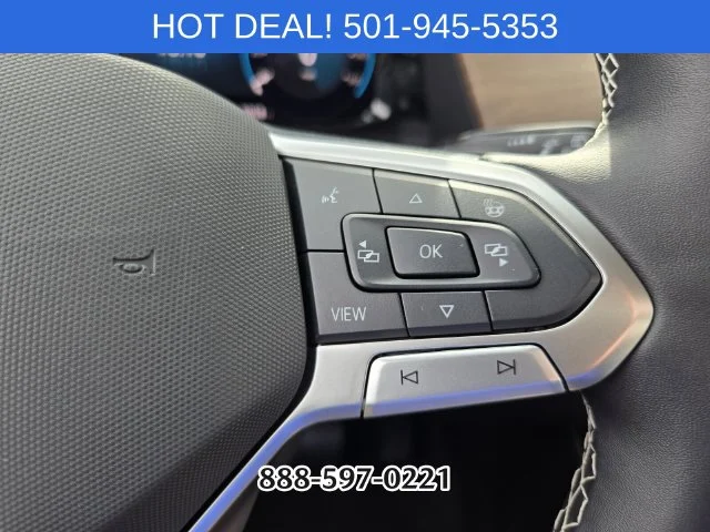 Used 2026 Green Volkswagen SE w/Technology image 27