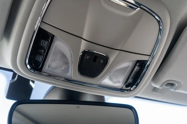 Used 2021 White Jeep Limited image 37