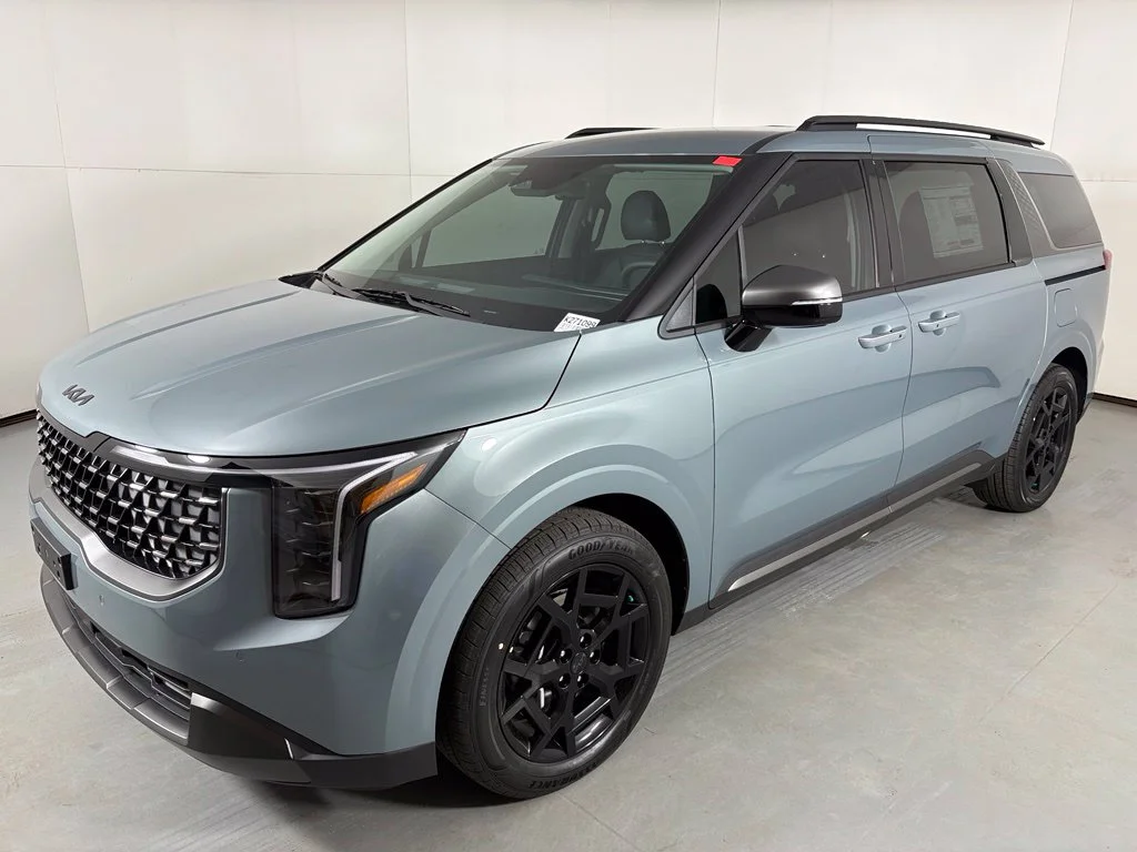 New 2027 Green Kia EX image 4
