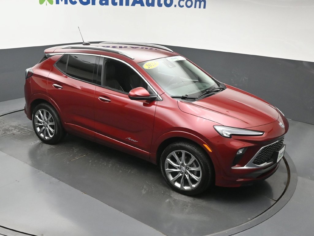 Used 2024 Red Buick Avenir image 3