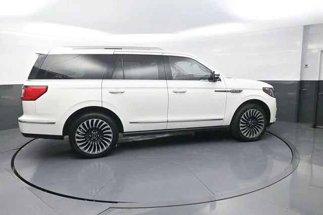 Used 2020 White Lincoln Black Label image 10