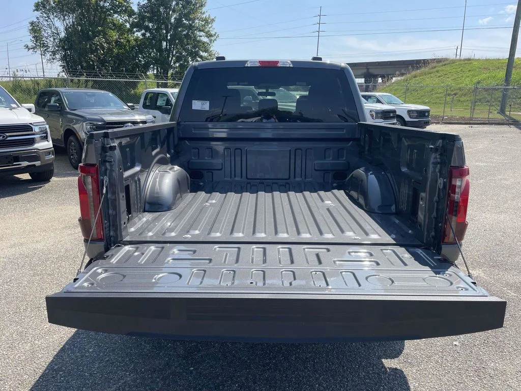 New 2026 Gray Ford XLT image 10