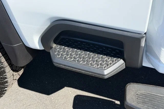 New 2026 Summit White GMC Denali image 7