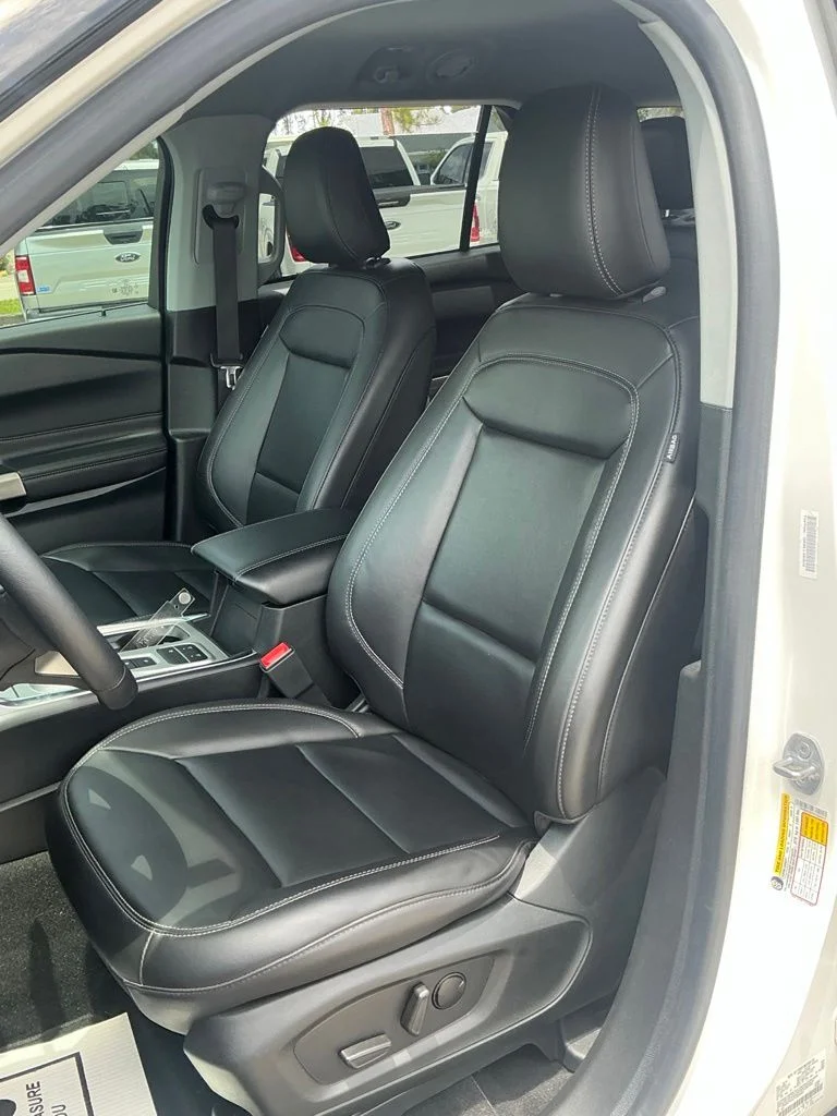 Used 2023 White Ford XLT image 40