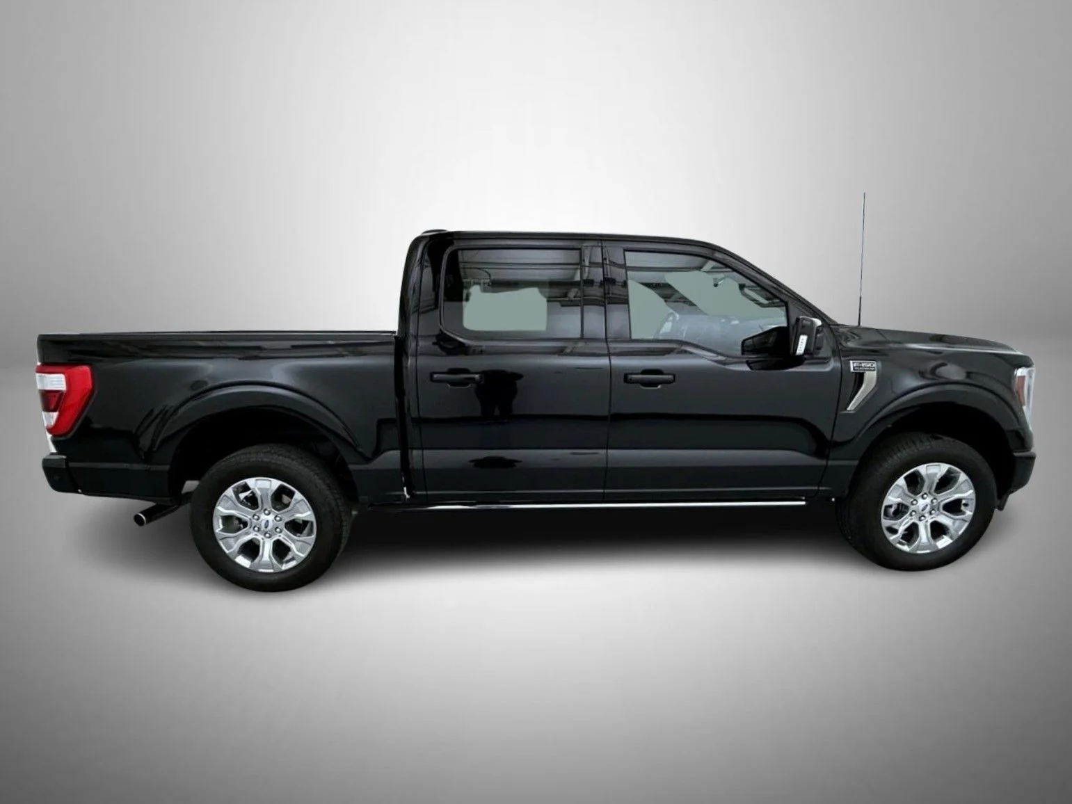 Used 2023 Black Ford Platinum image 4