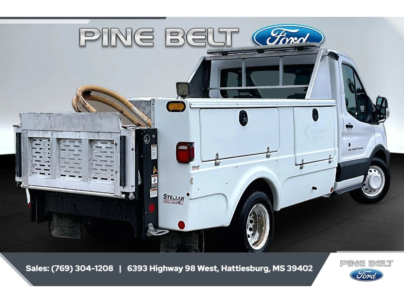 Used 2016 Oxford White Ford Base image 11
