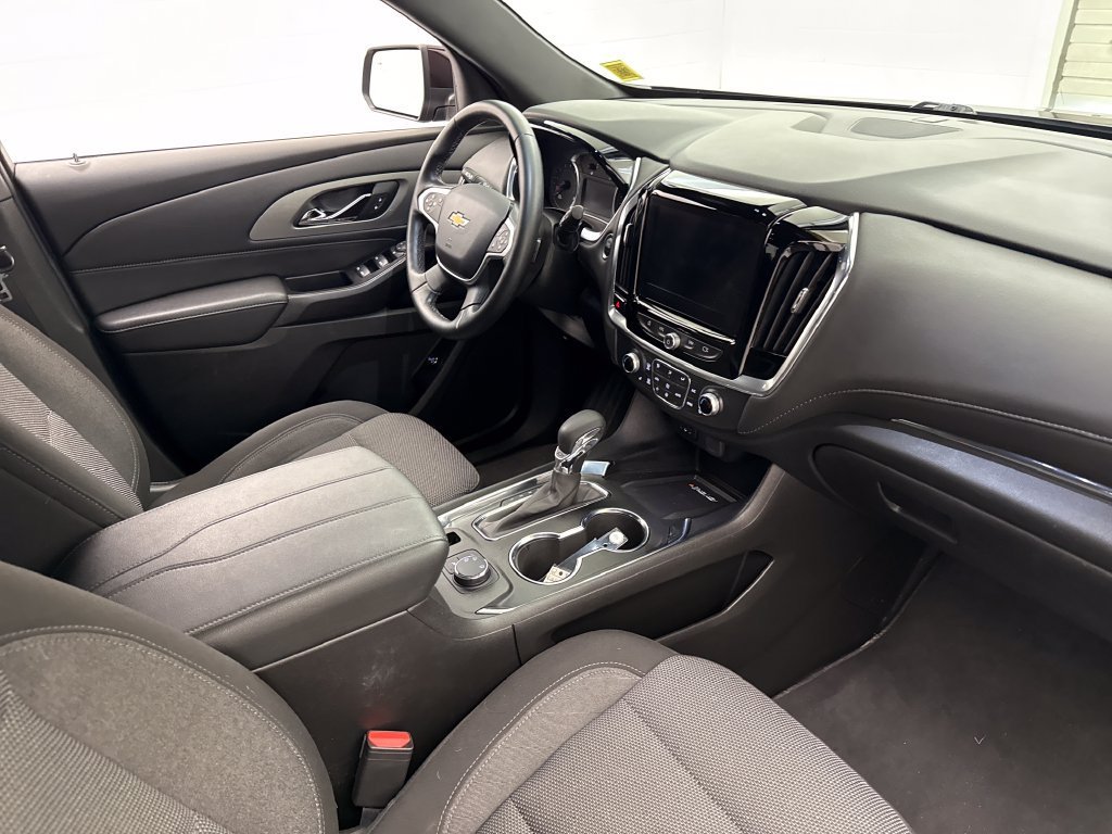 Used 2023 BLACK CHERRY METALLIC Chevrolet LT Cloth image 25