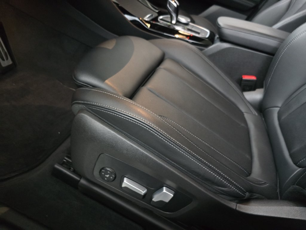 Used 2023 Brooklyn Grey Metallic BMW xDrive30i image 30
