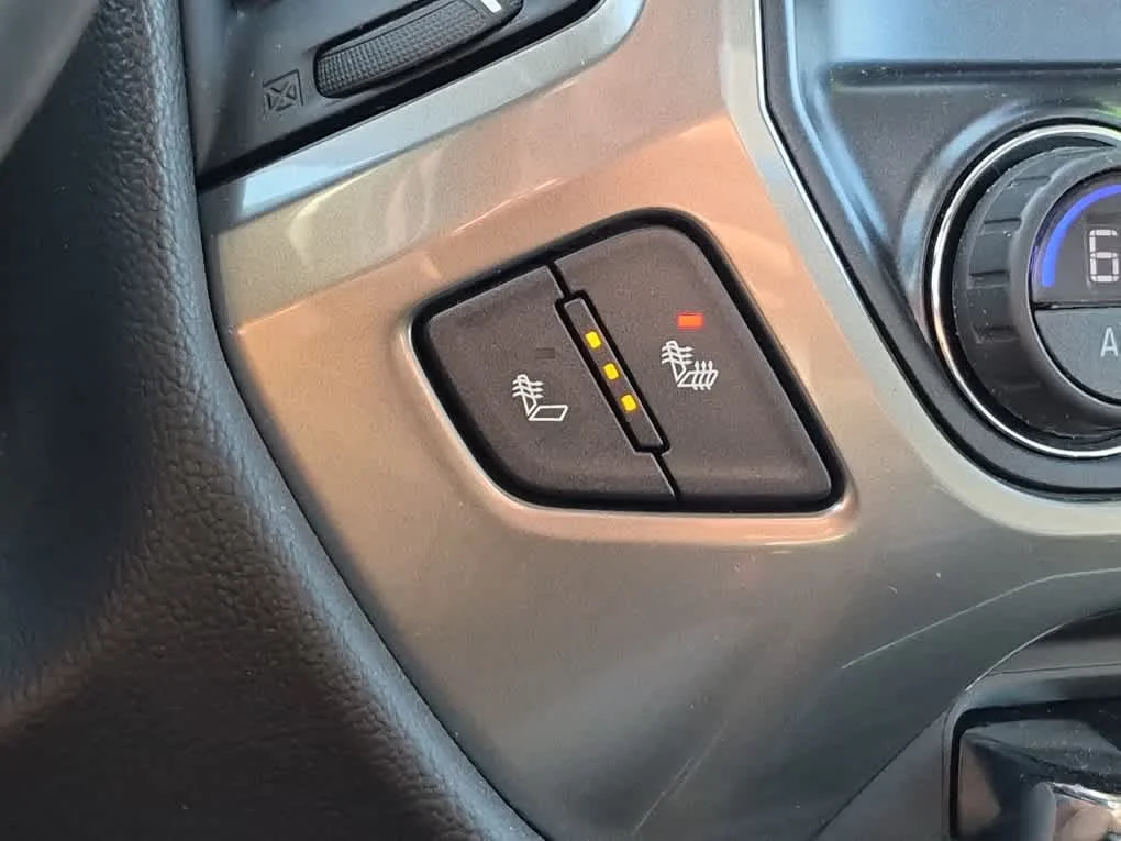 Used 2018 Black Chevrolet LT image 15