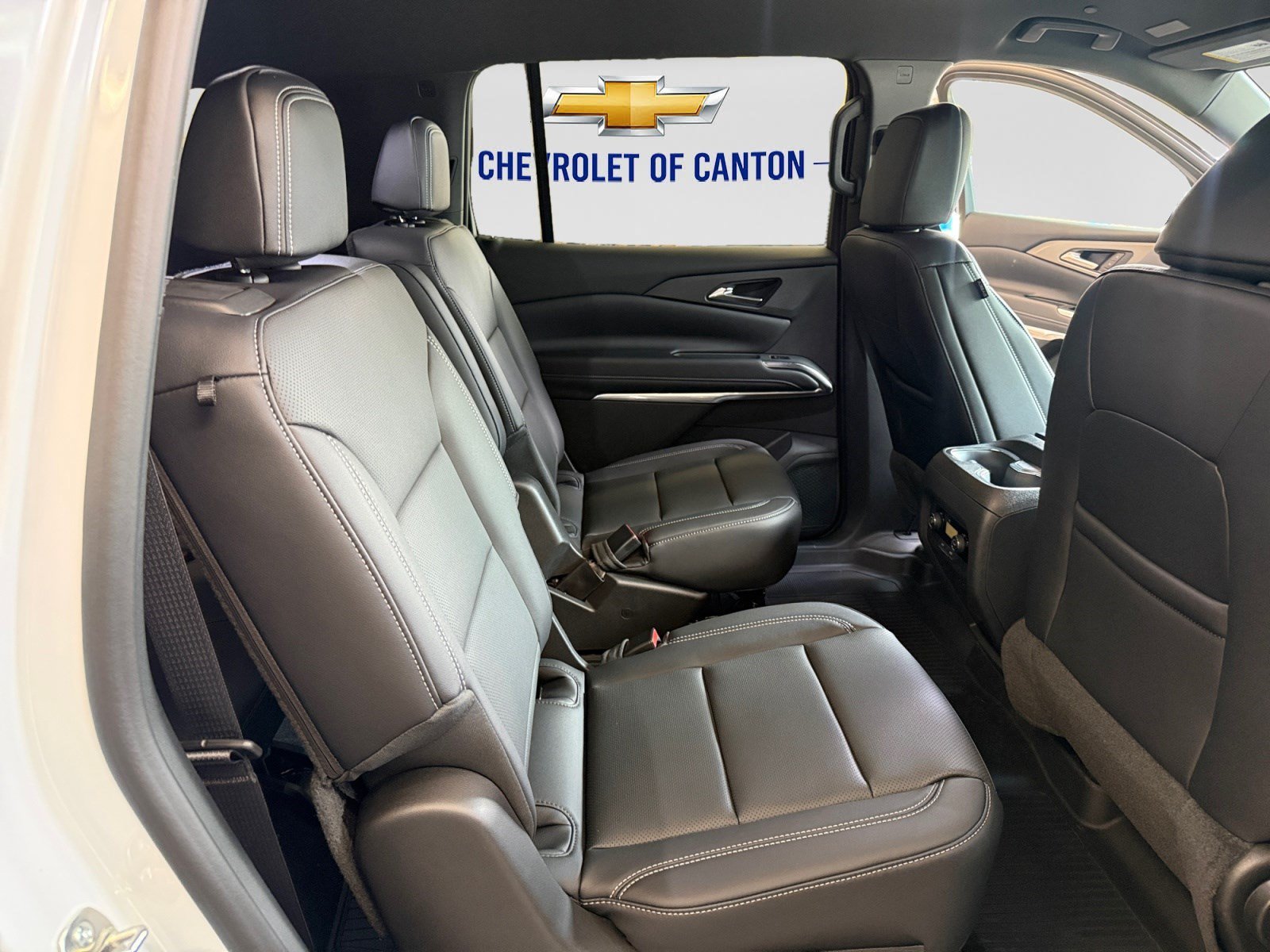 2027 Chevrolet Traverse LT - Photo 15