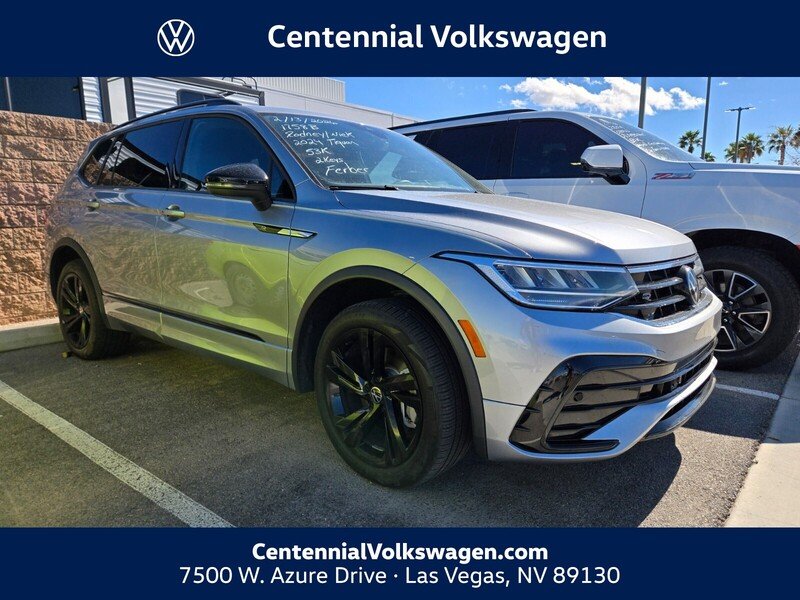 2024 Volkswagen Tiguan SE R-LINE BLACK