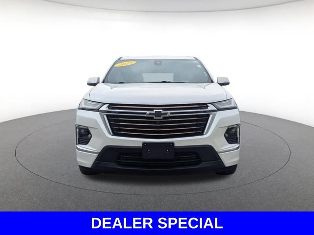 Used 2023 Beige Chevrolet High Country image 3