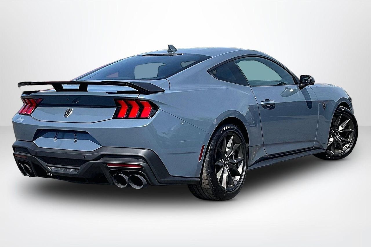2025 Ford Mustang Dark Horse - Photo 6