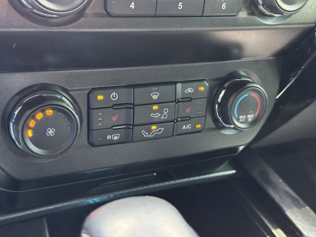 Used 2020 Silver Metallic Ford XLT image 18