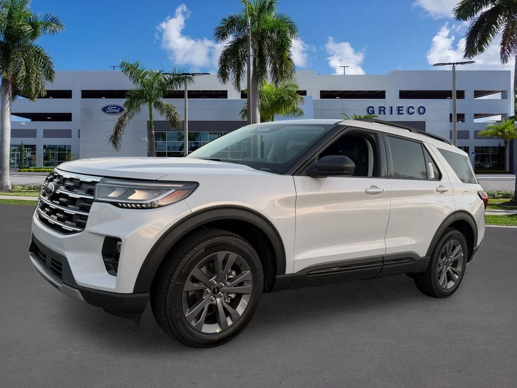 New 2026 Space White Metallic Ford Active image 3