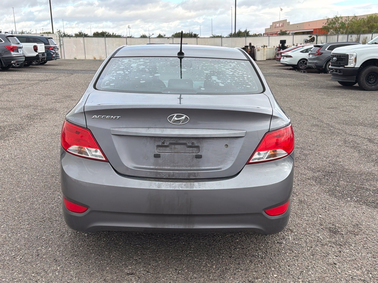 Used 2016 Gray Metallic Hyundai SE image 4