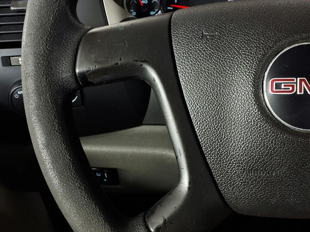 Used 2011 White GMC Work Truck image 16