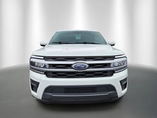 Certified Used 2022 White Metallic Ford XLT image 6