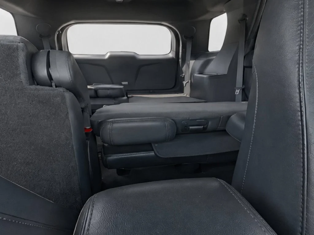 Used 2015 Black Ford Limited image 26