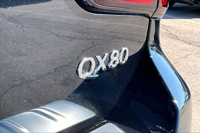 Used 2024 Black INFINITI Sensory image 8