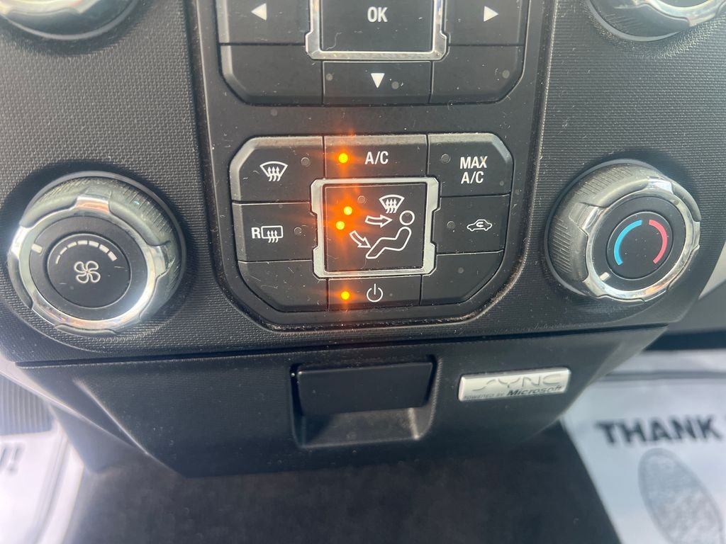 Used 2013 Black Ford XLT image 18