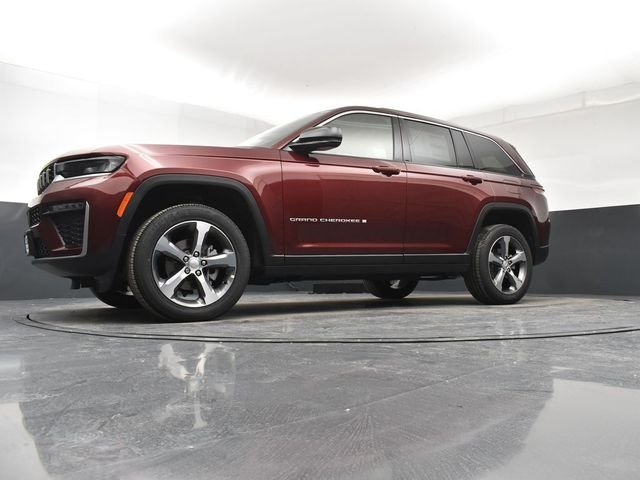 New 2026 Velvet Red Pearl-Coat Exterior Paint Jeep Limited image 21