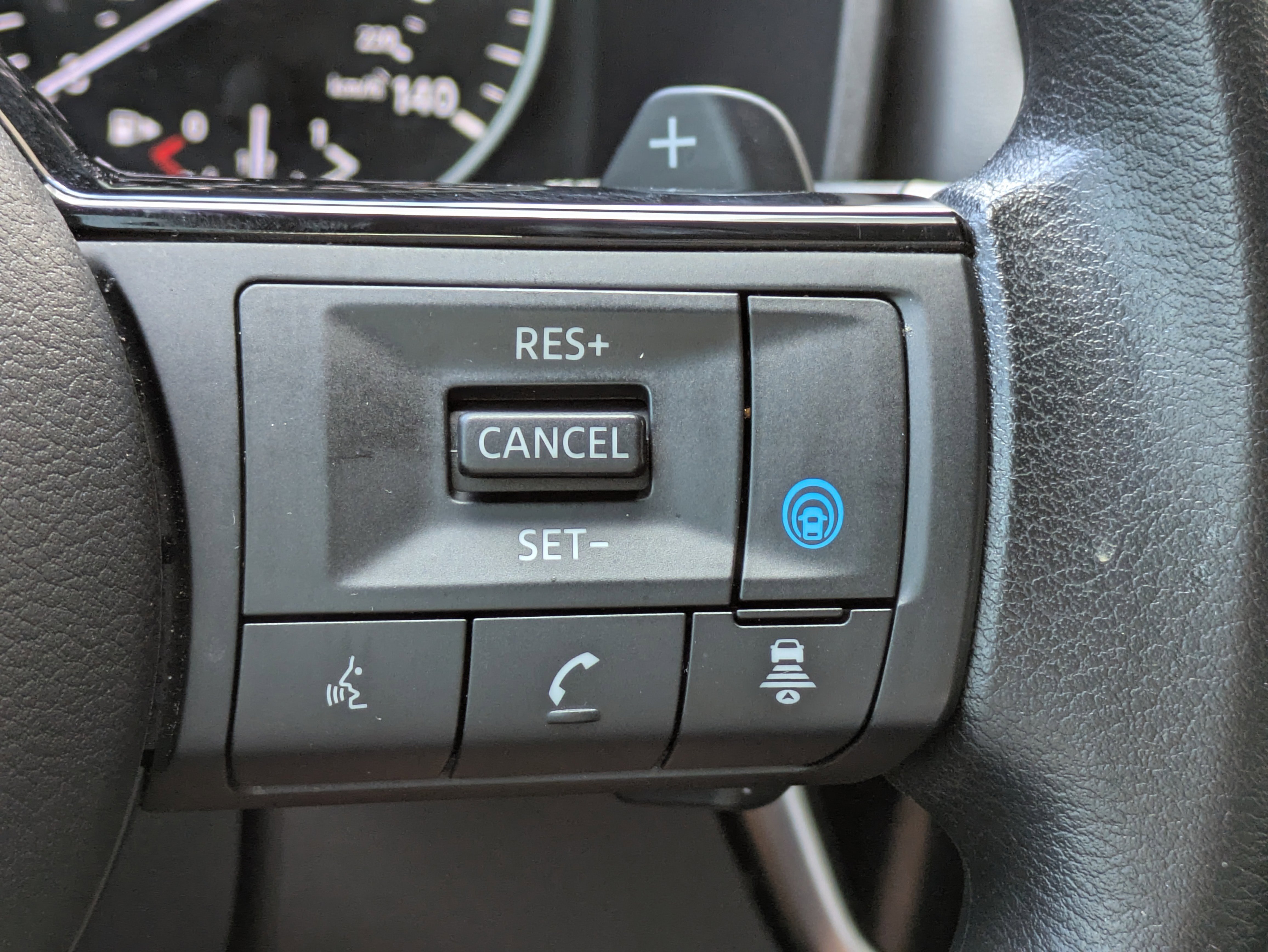 2023 Nissan Rogue SV - Photo 23