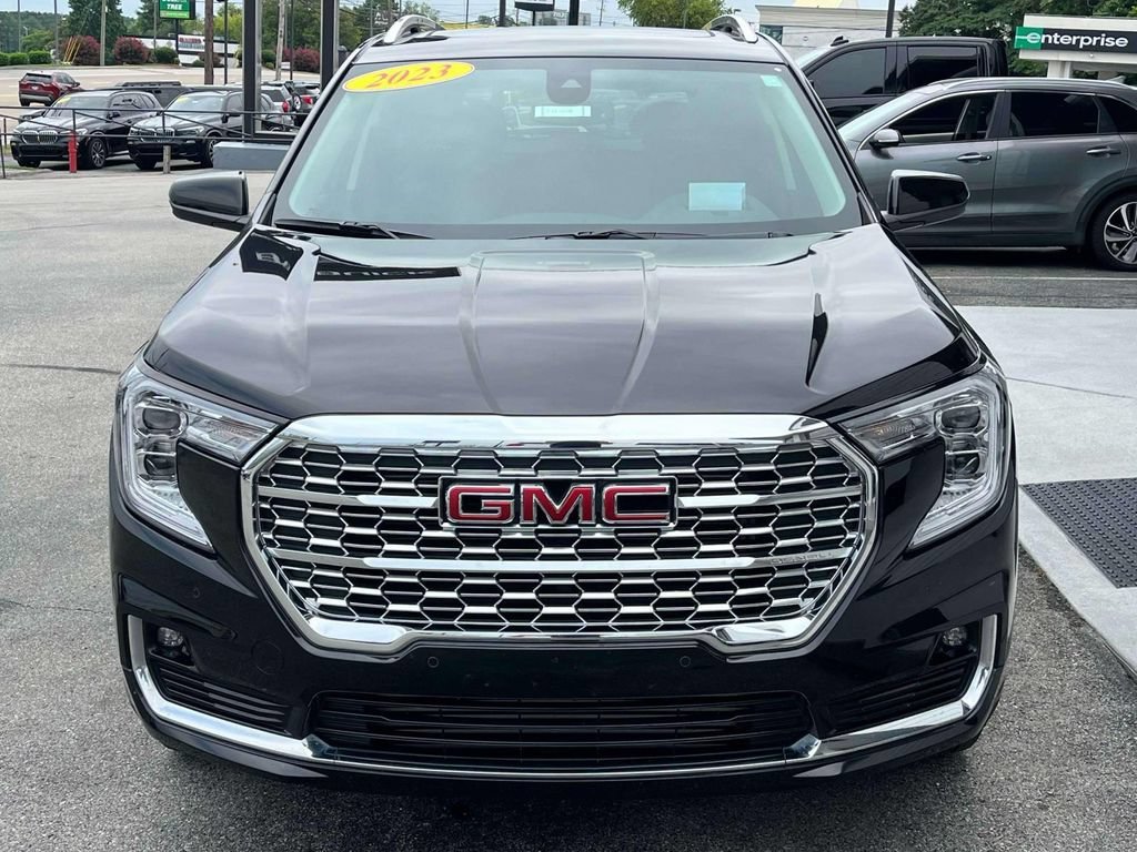 Certified Used 2023 Ebony Twilight Metallic GMC Denali image 8