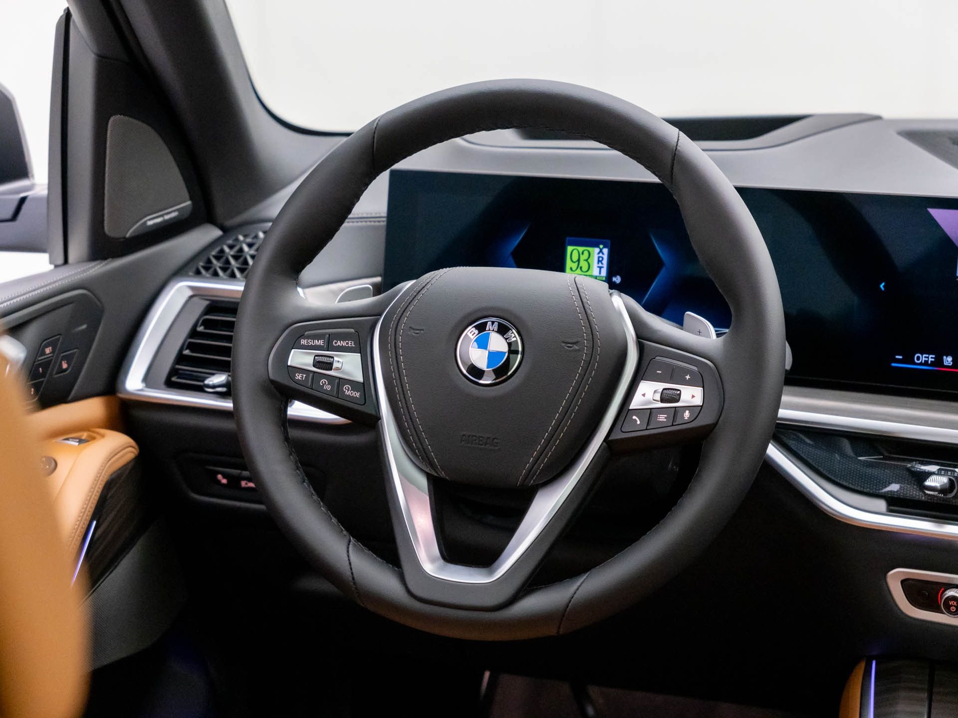 New 2026 Dravit Grey Metallic BMW xDrive40i image 11