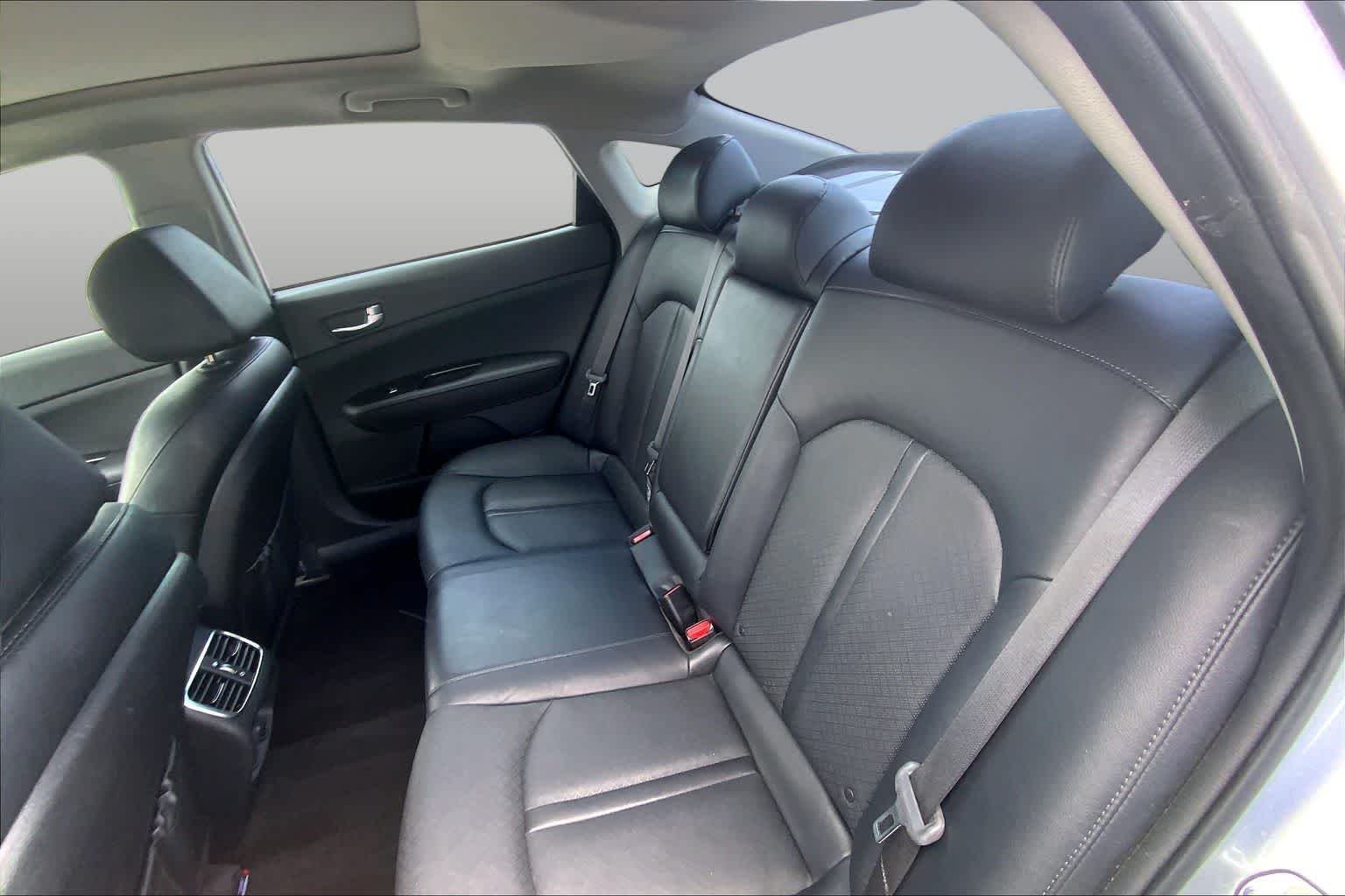 Used 2020 Sparkling Silver Kia EX Premium image 20