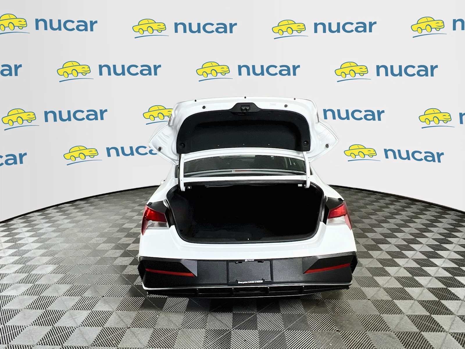 Used 2024 Serenity White Hyundai SEL image 25