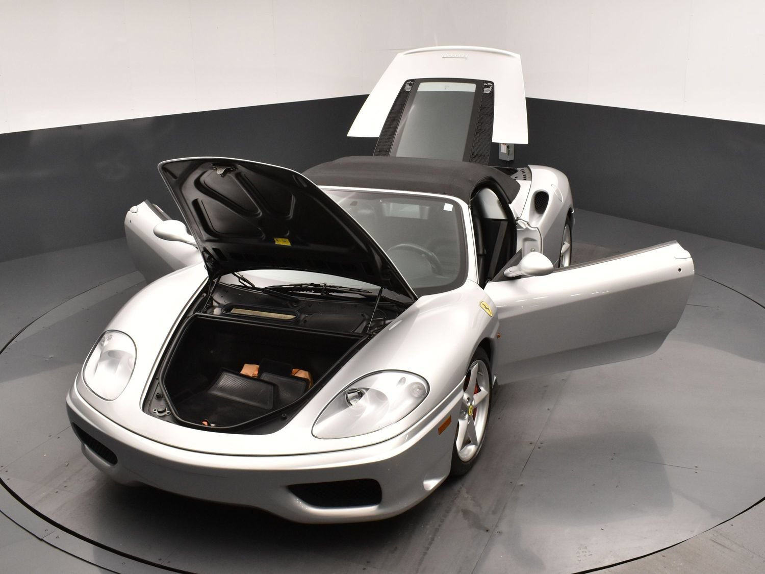 Used 2001 Silver FERRARI  image 22