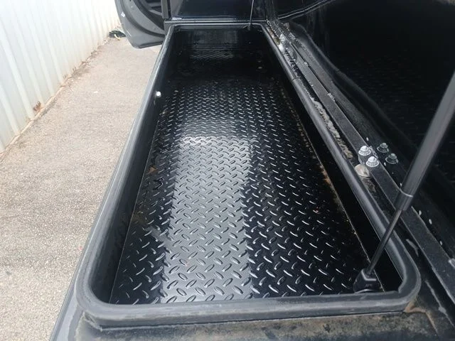 New 2026 Ceramic Gray Clear-Coat Exterior Paint RAM Laramie image 17