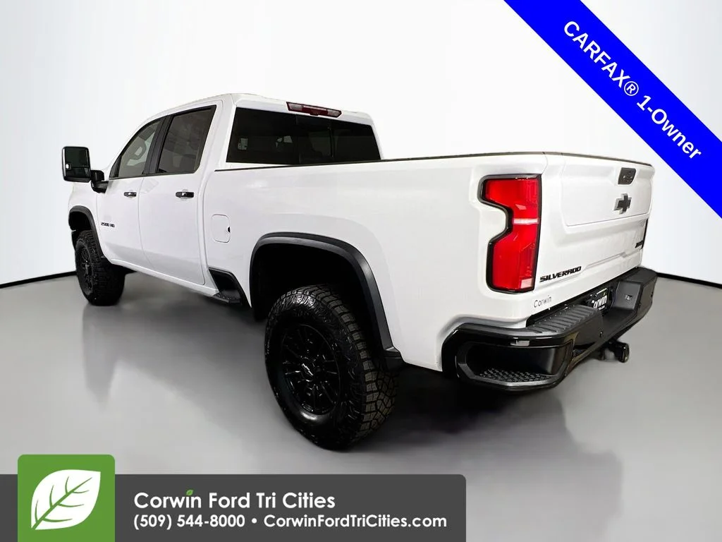 Used 2024 Summit White Chevrolet ZR2 image 11
