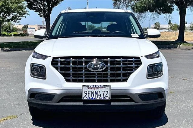 Used 2023 Ceramic White Hyundai SEL image 3