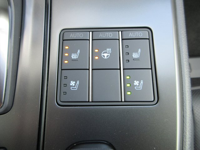 New 2026 Iridium Lexus 300h Premium image 51
