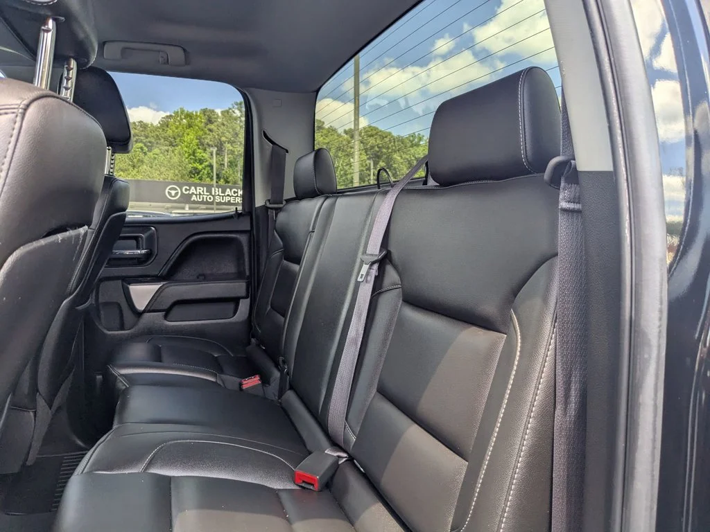 Used 2015 Black Chevrolet LT image 22