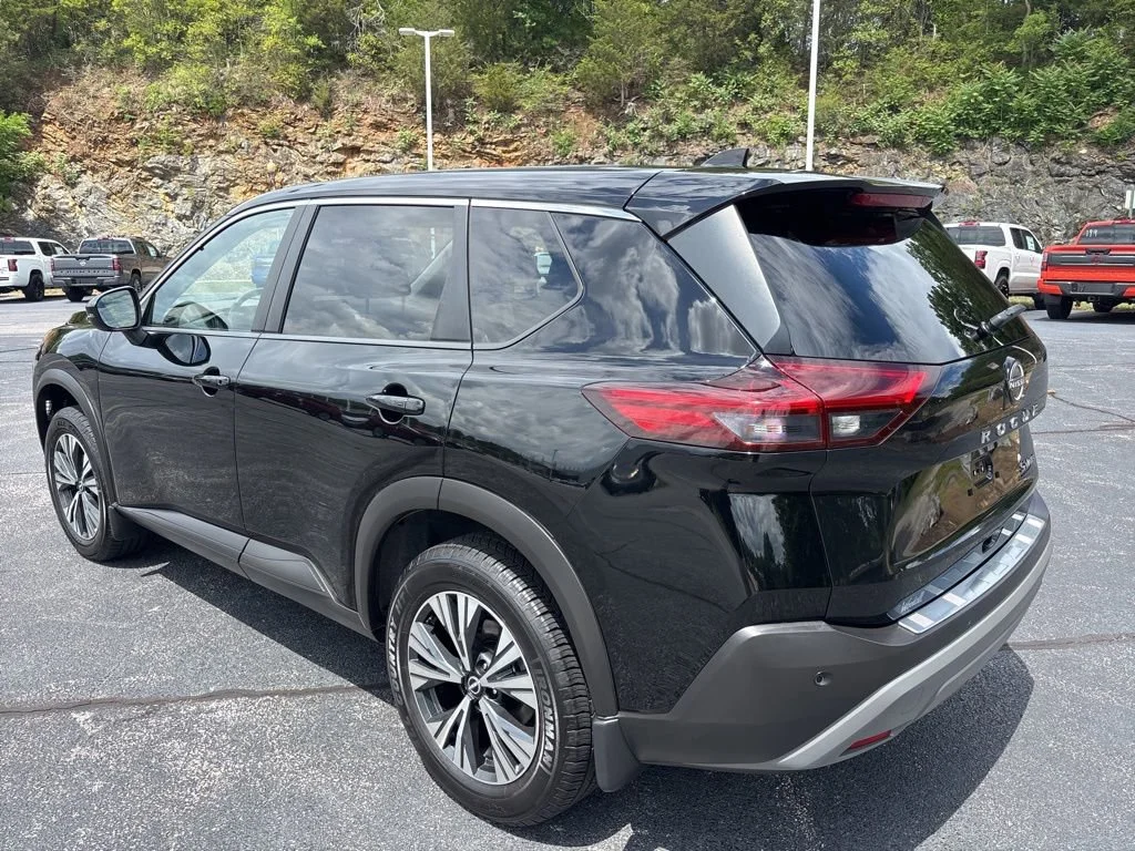 Used 2023 Black Nissan SV image 3