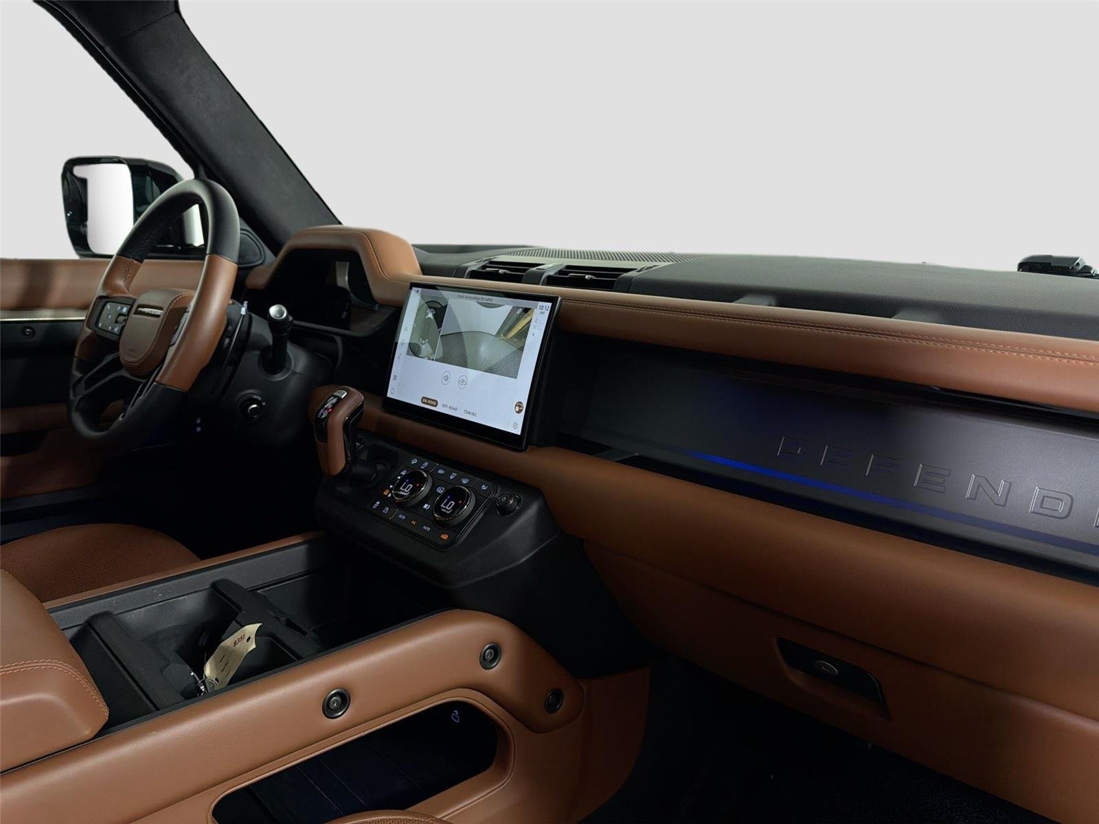 Certified Used 2025 Petra Copper Land Rover OCTA 635PS image 28