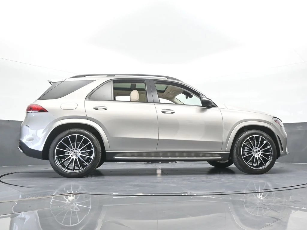 Used 2022 Gold Mercedes-Benz GLE 350 image 64