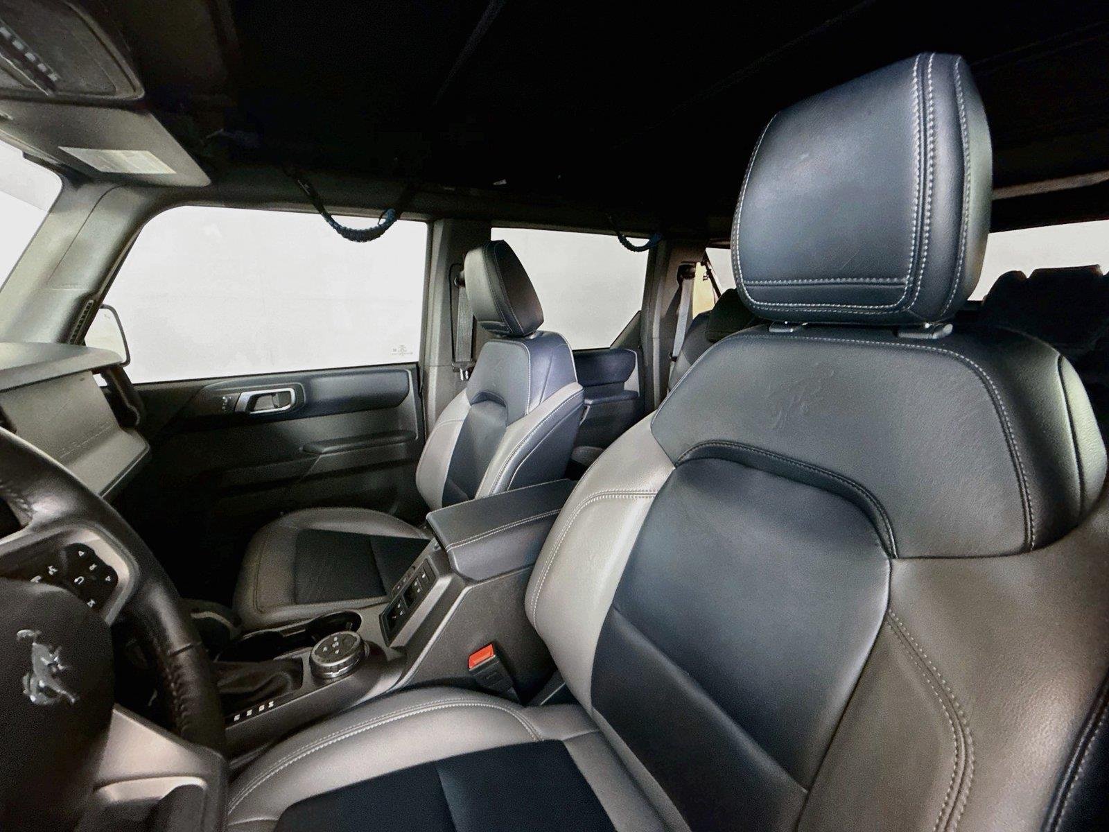 2024 Ford Bronco 4-Door Outer Banks - Photo 3
