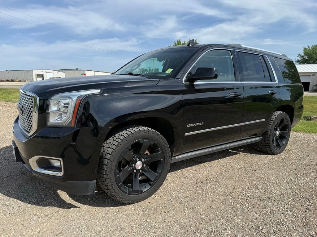 Used 2016 Black GMC Denali image 7