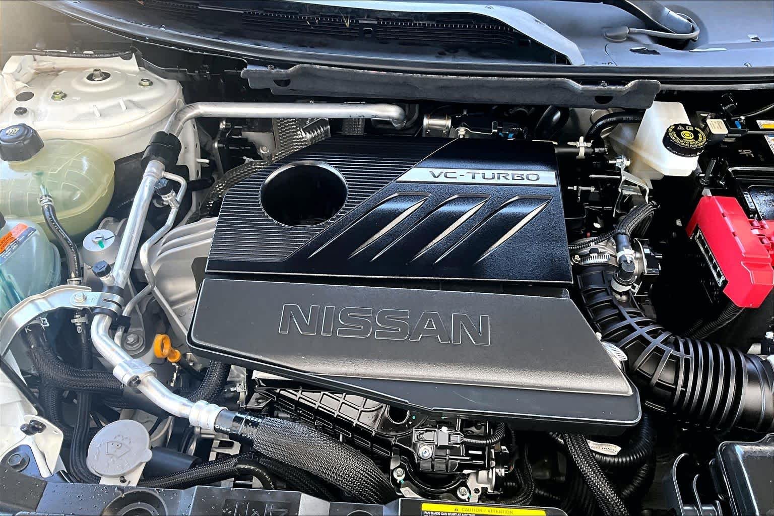 Used 2025 Everest White Pearl Nissan Platinum image 33