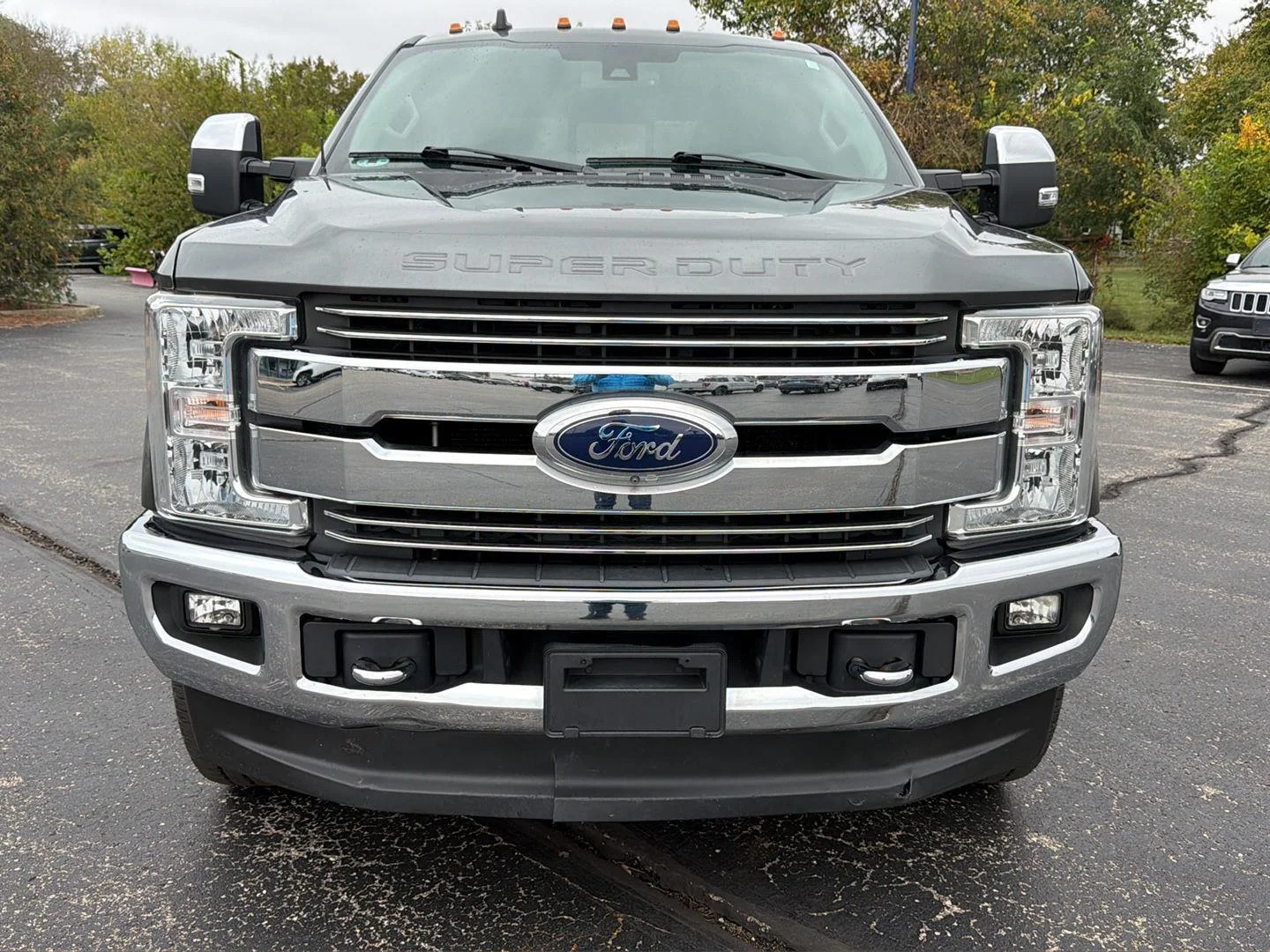 Used 2019 Magnetic Ford Lariat image 2