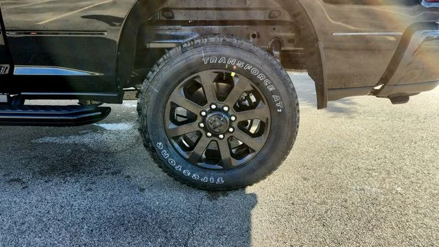 New 2026 Diamond Black Crystal Pearlcoat RAM Big Horn image 17